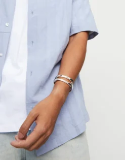 Bangle bracelet