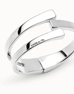 Bangle bracelet