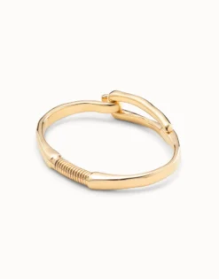 Bangle bracelet with buckle