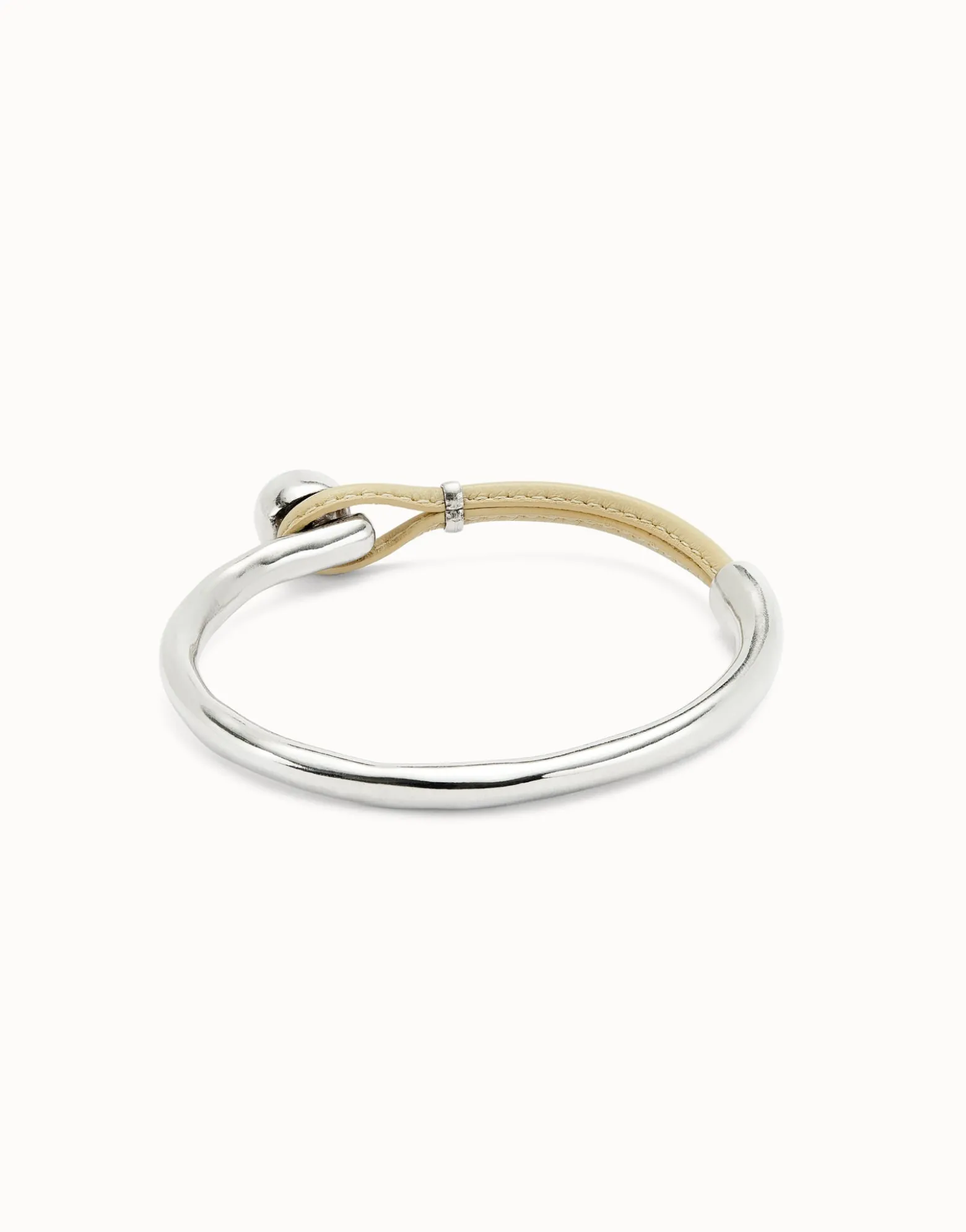 Bangle bracelet with ivory leather