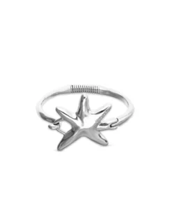 Bangle bracelet with starfish