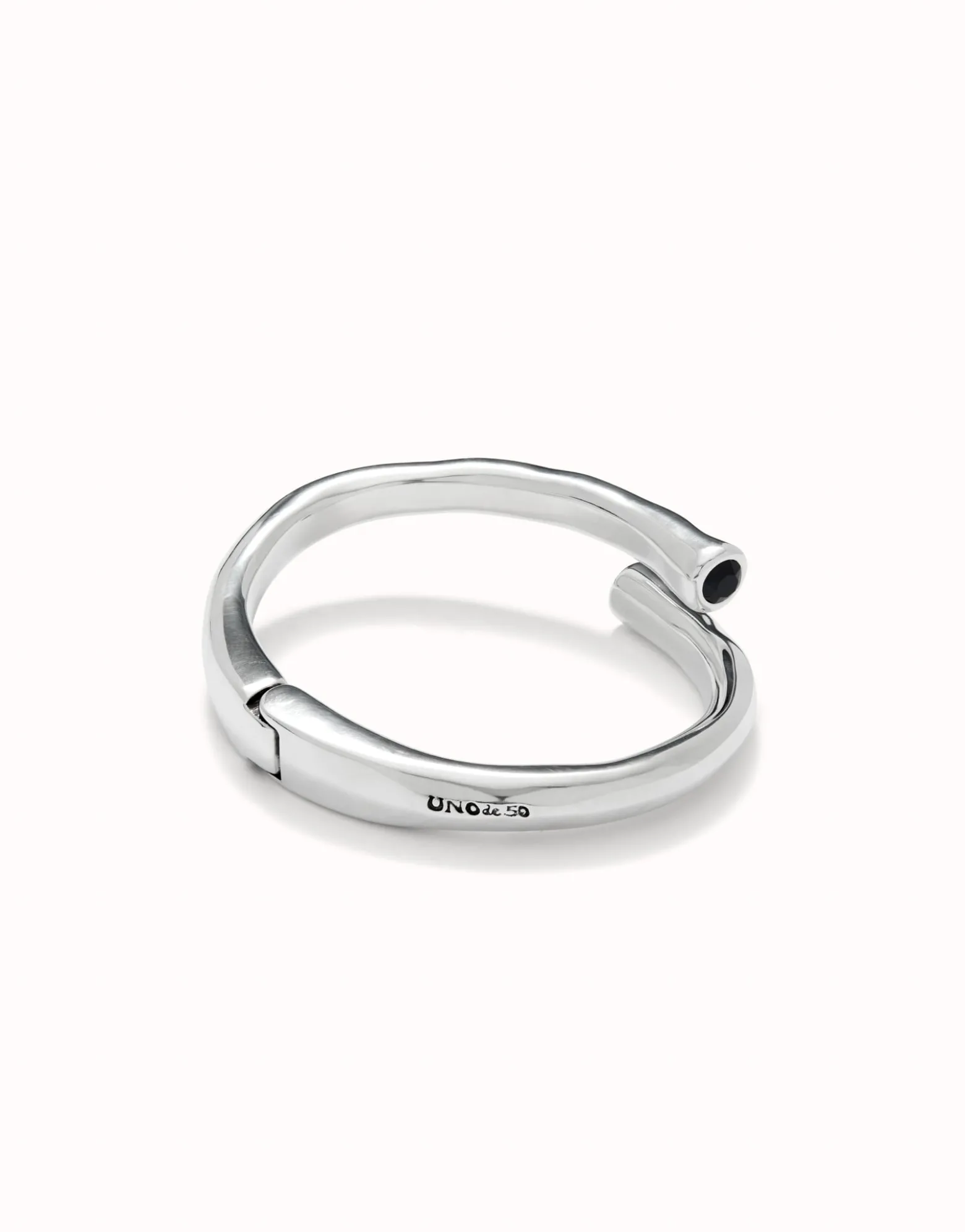Bangle bracelet with two black crystal