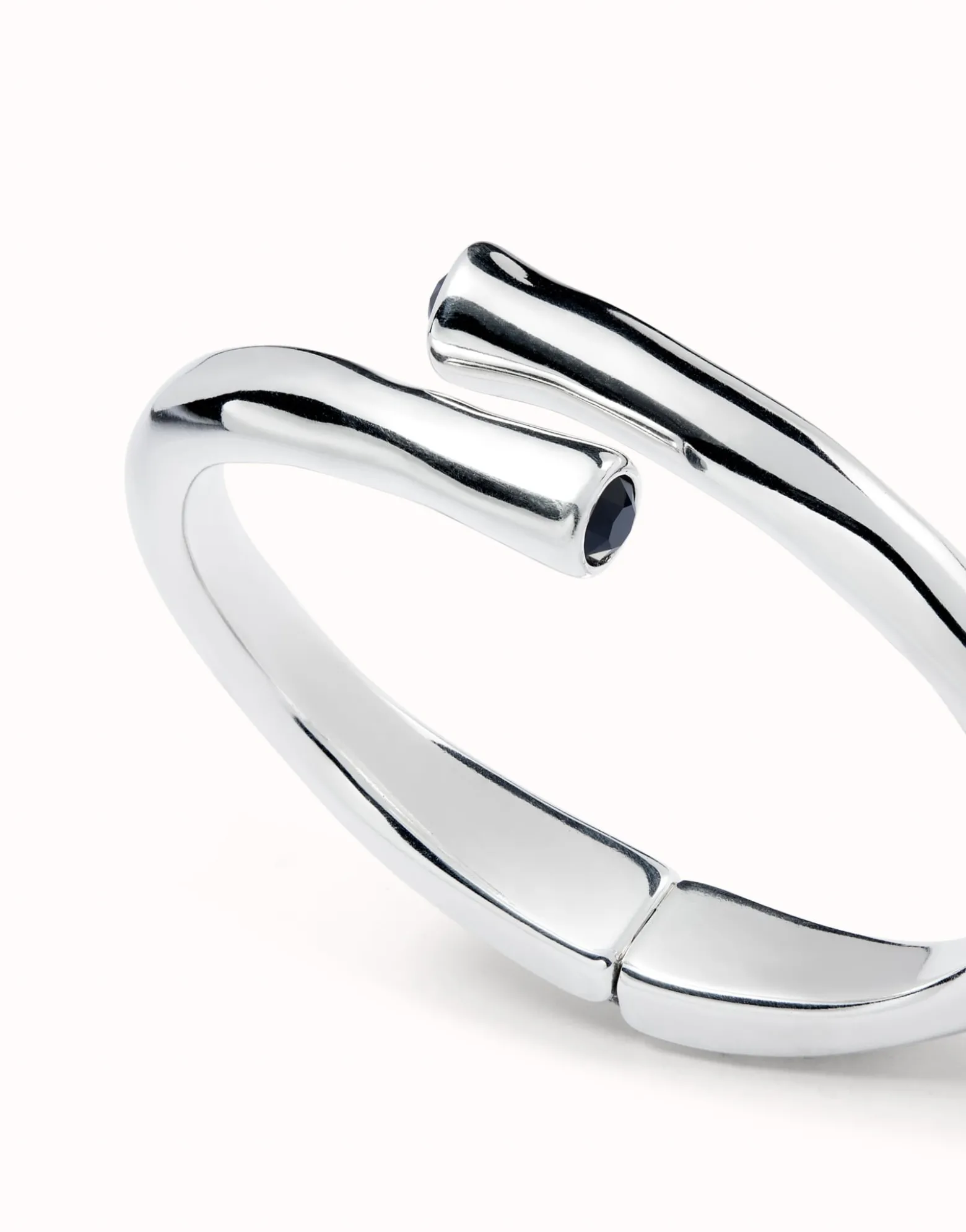 Bangle bracelet with two black crystal