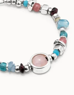 Beaded bracelet with crystals