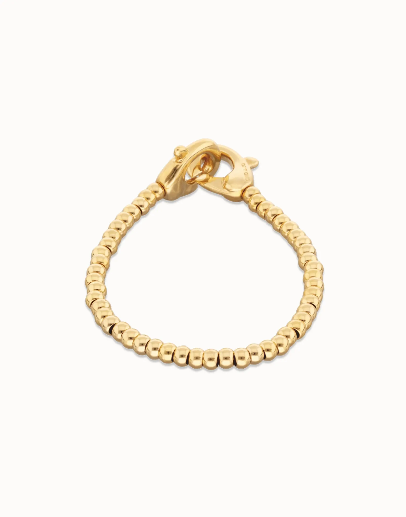 Beaded bracelet with interlocking carabiner