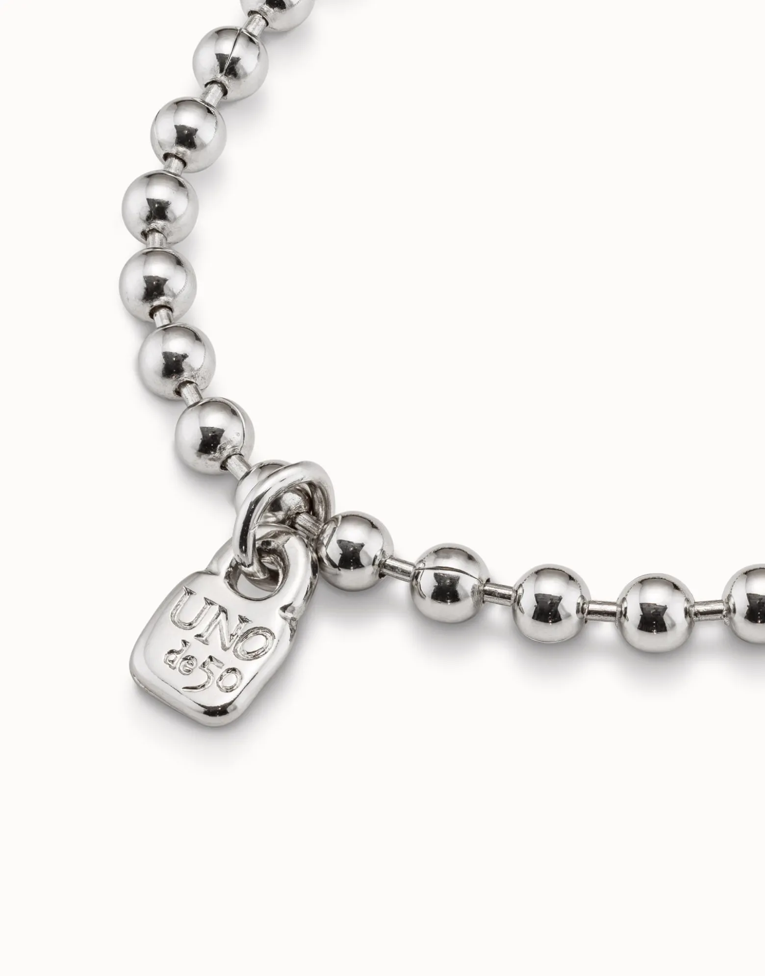 Beaded charm bracelet