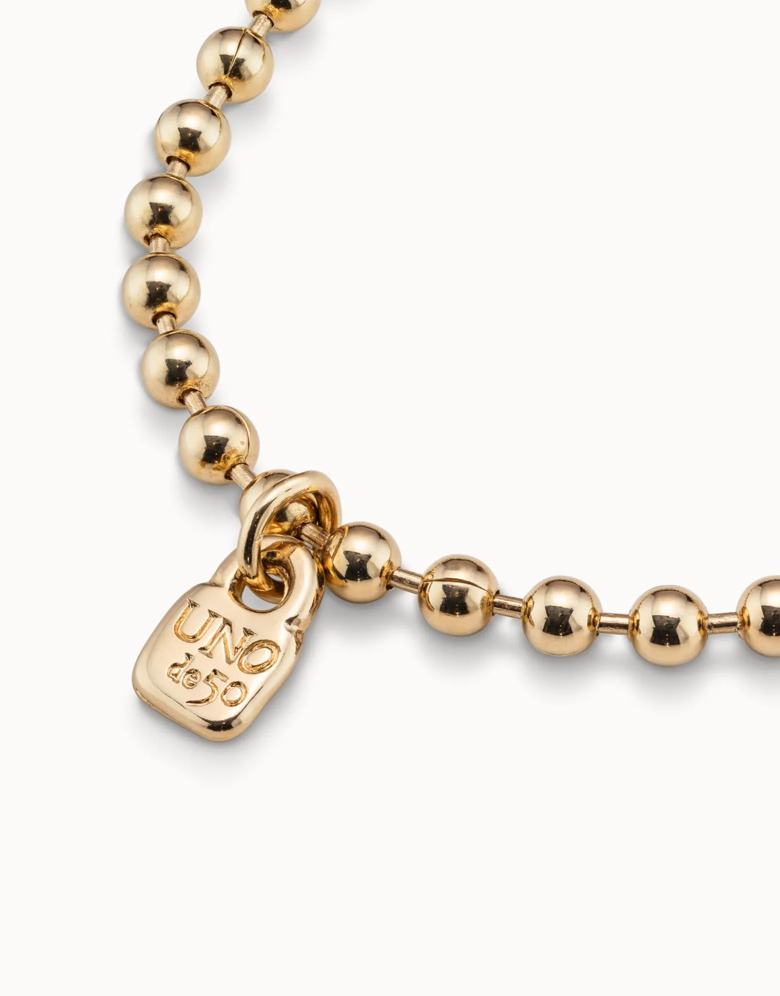 Beaded charm bracelet