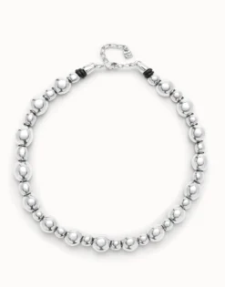 Beaded short necklace