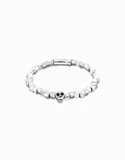 Beaded stretch bracelet with a skull