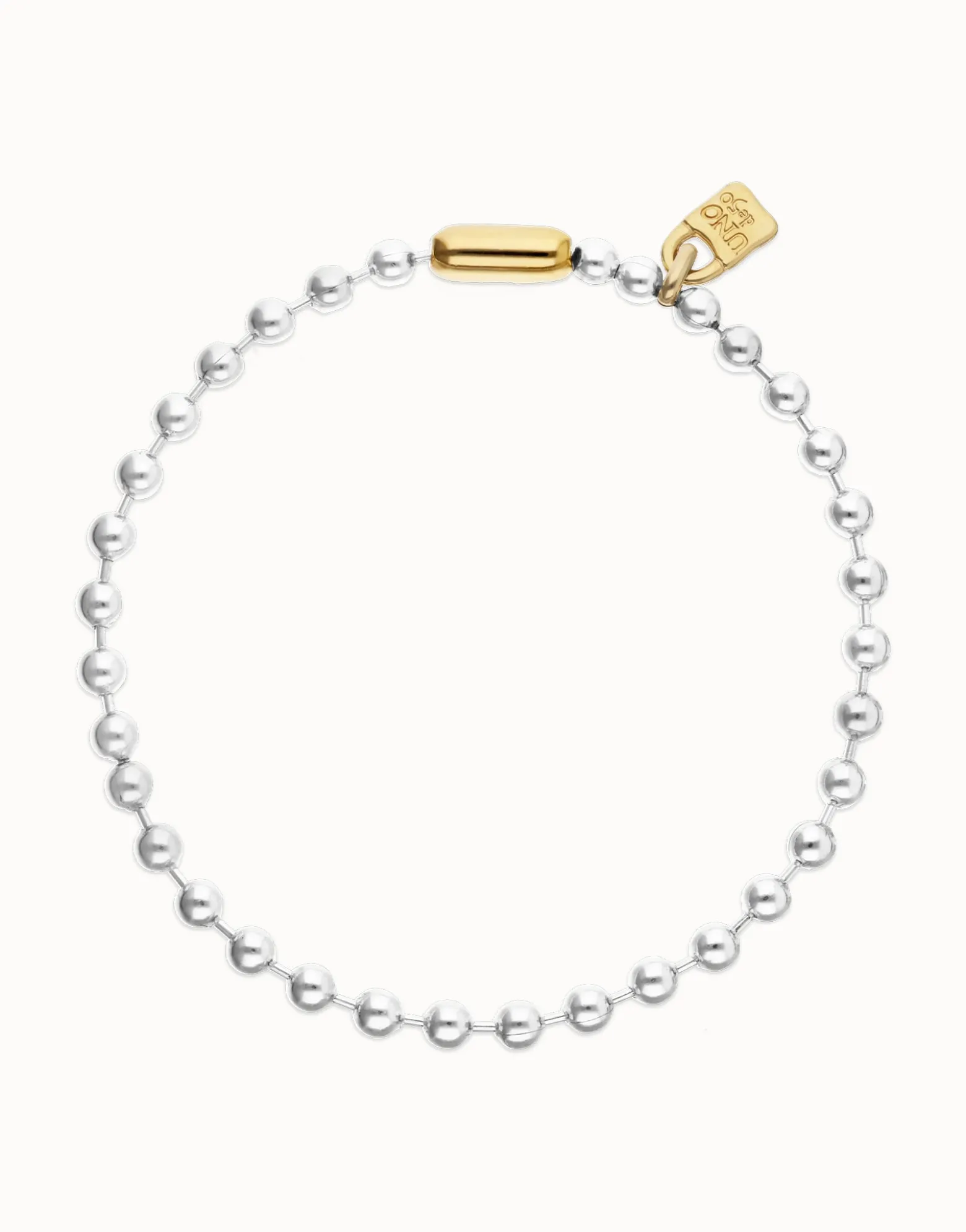 Bead necklace with contrasting accents