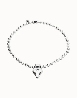 Bead necklace with heart detail