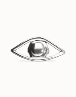 Big eye-shaped ring