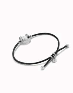 Black cord bracelet with a pearl