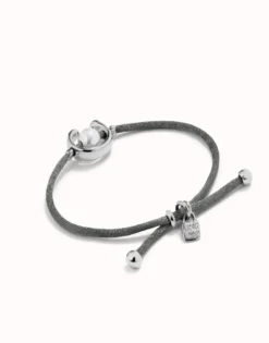 Black cord bracelet with a pearl