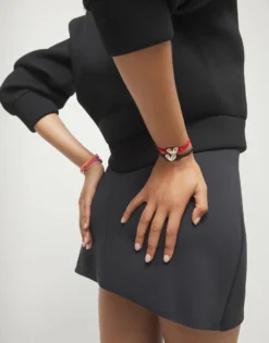 Black elastic thread bracelet with heart