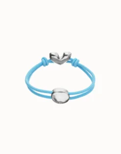 Blue elastic thread bracelet with heart