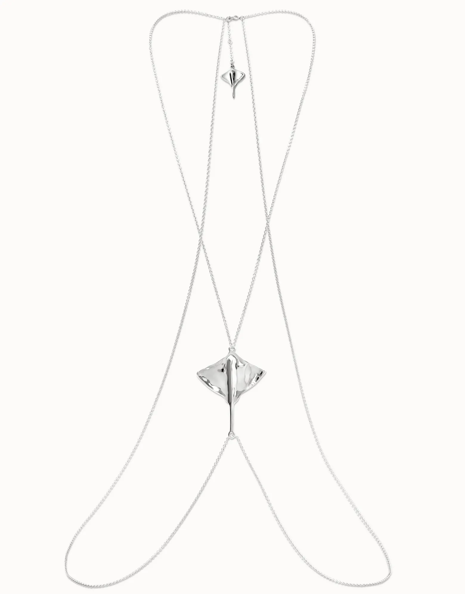 Body chain with manta ray