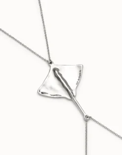 Body chain with manta ray
