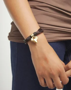 Bracelet in silk thread and brown leather with heart