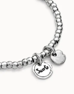 Bracelet with integrated charms