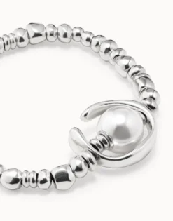 Bracelet with white pearl