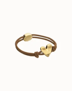 Brown elastic thread bracelet with heart