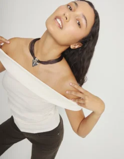 Brown leather and silk thread necklace with heart detail