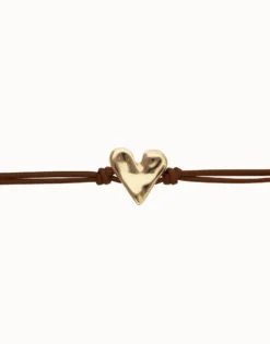 Brown leather bracelet with heart detail