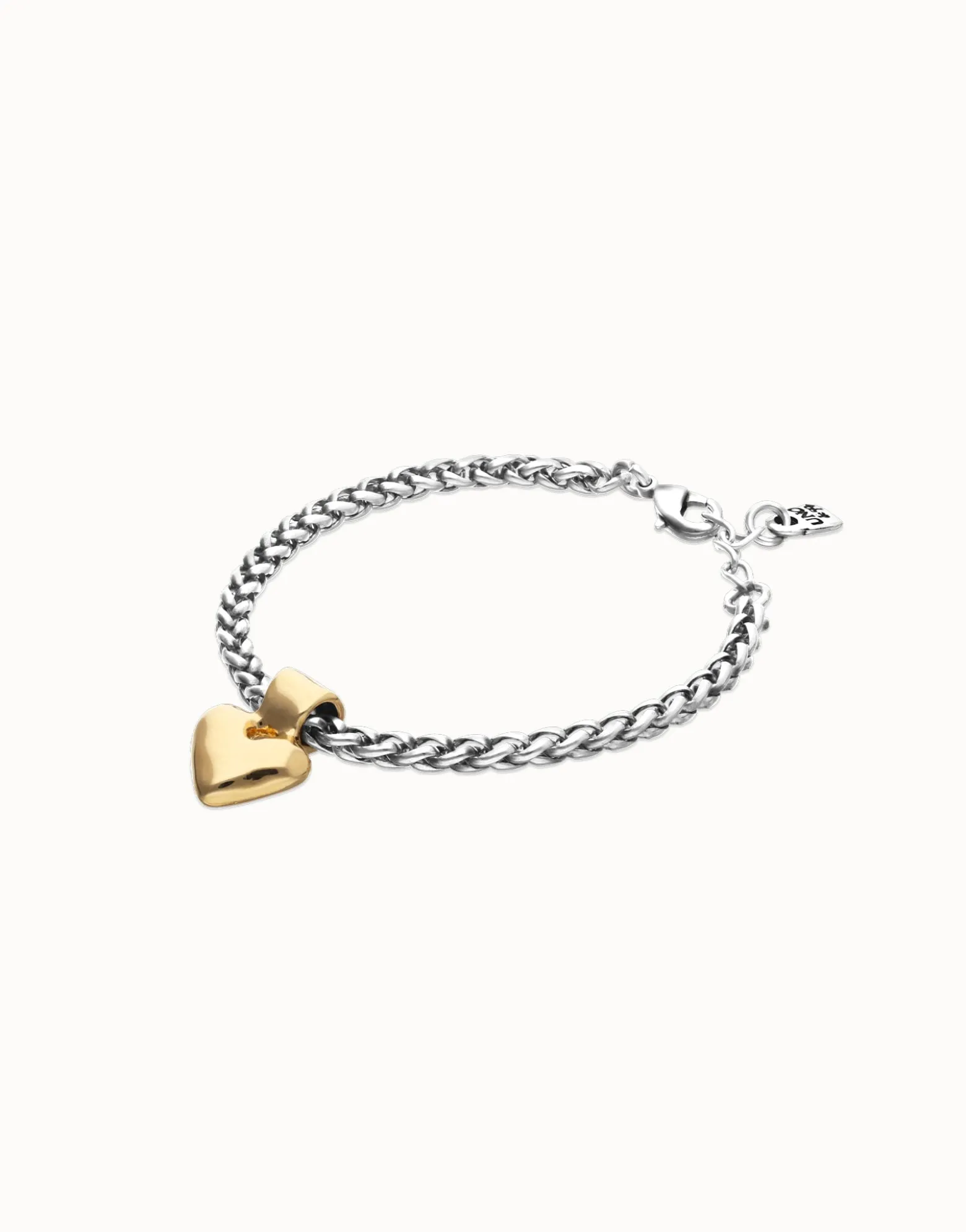 Chain bracelet with small heart detail