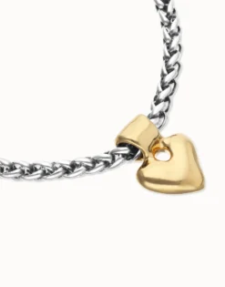 Chain bracelet with small heart detail