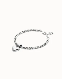Chain bracelet with small heart detail