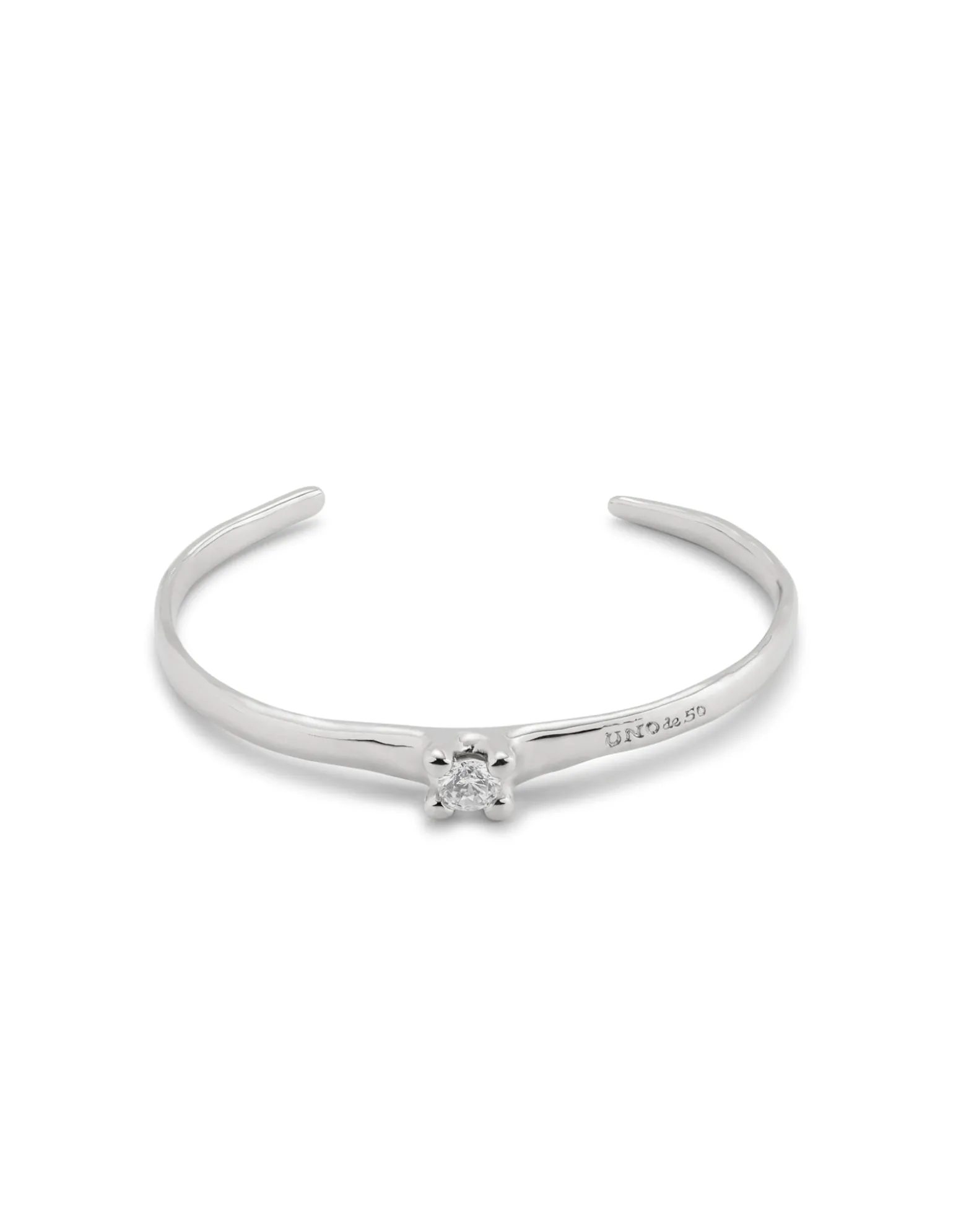 Cuff bracelet with blue cubic zirconia