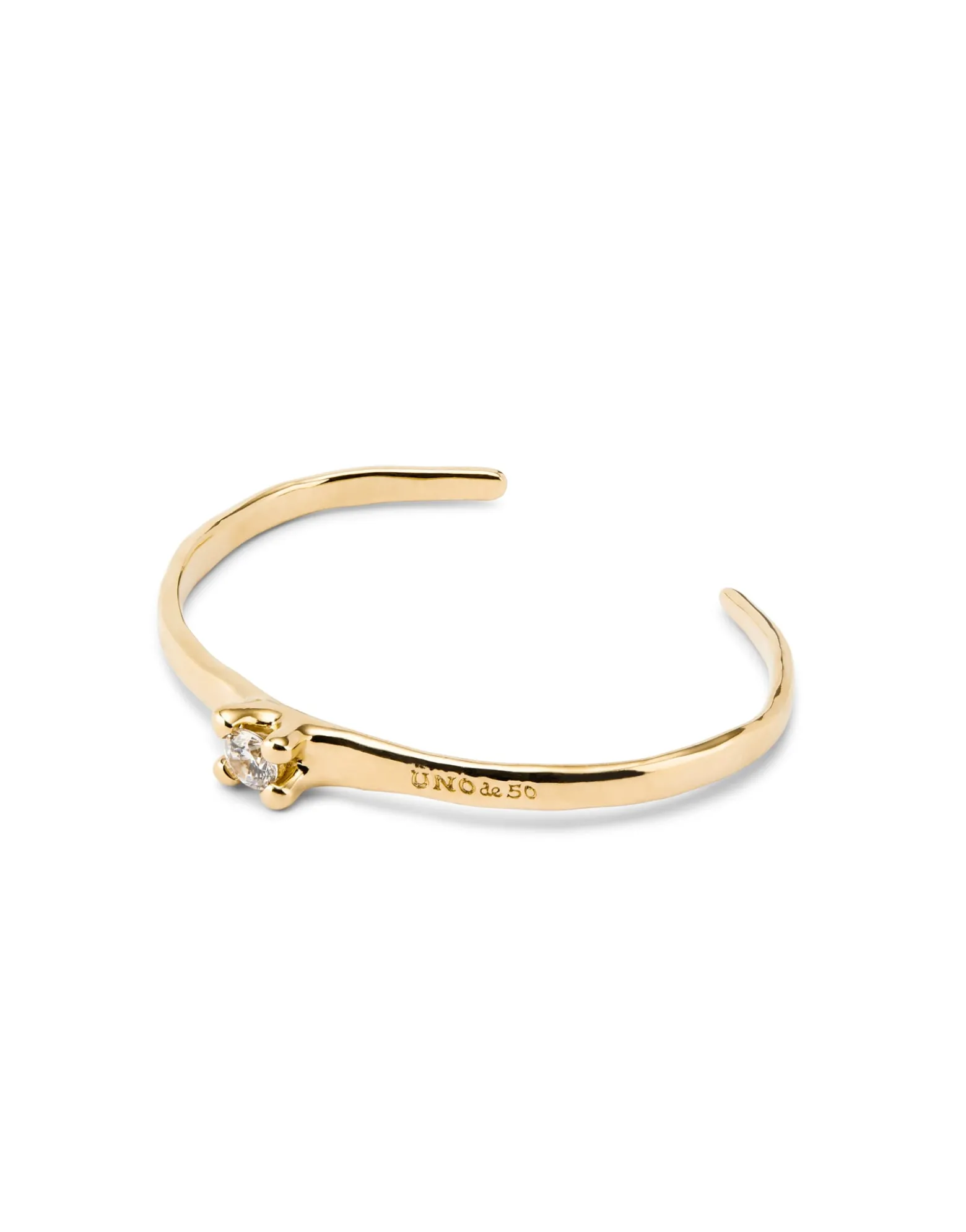 Cuff bracelet with blue cubic zirconia