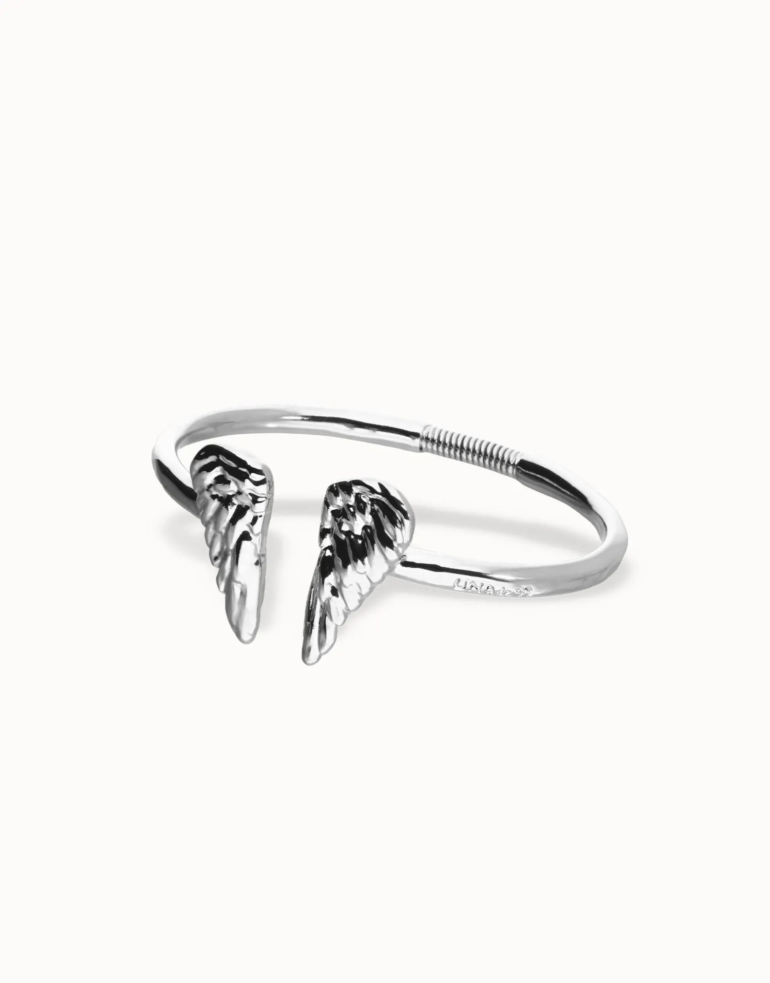 Cuff bracelet with wing detail
