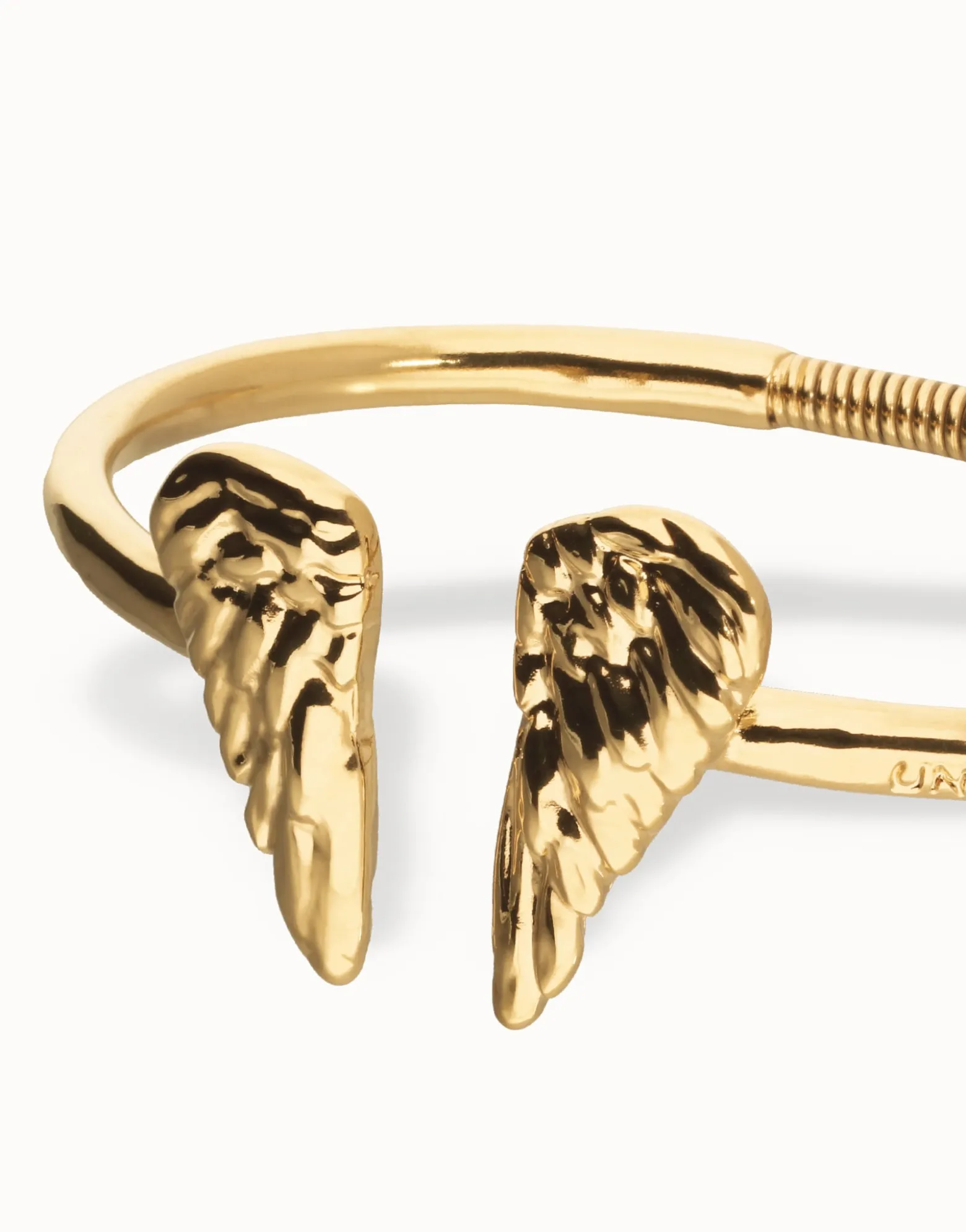Cuff bracelet with wing detail