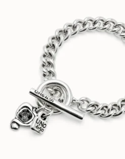 Curb link chain bracelet with charms