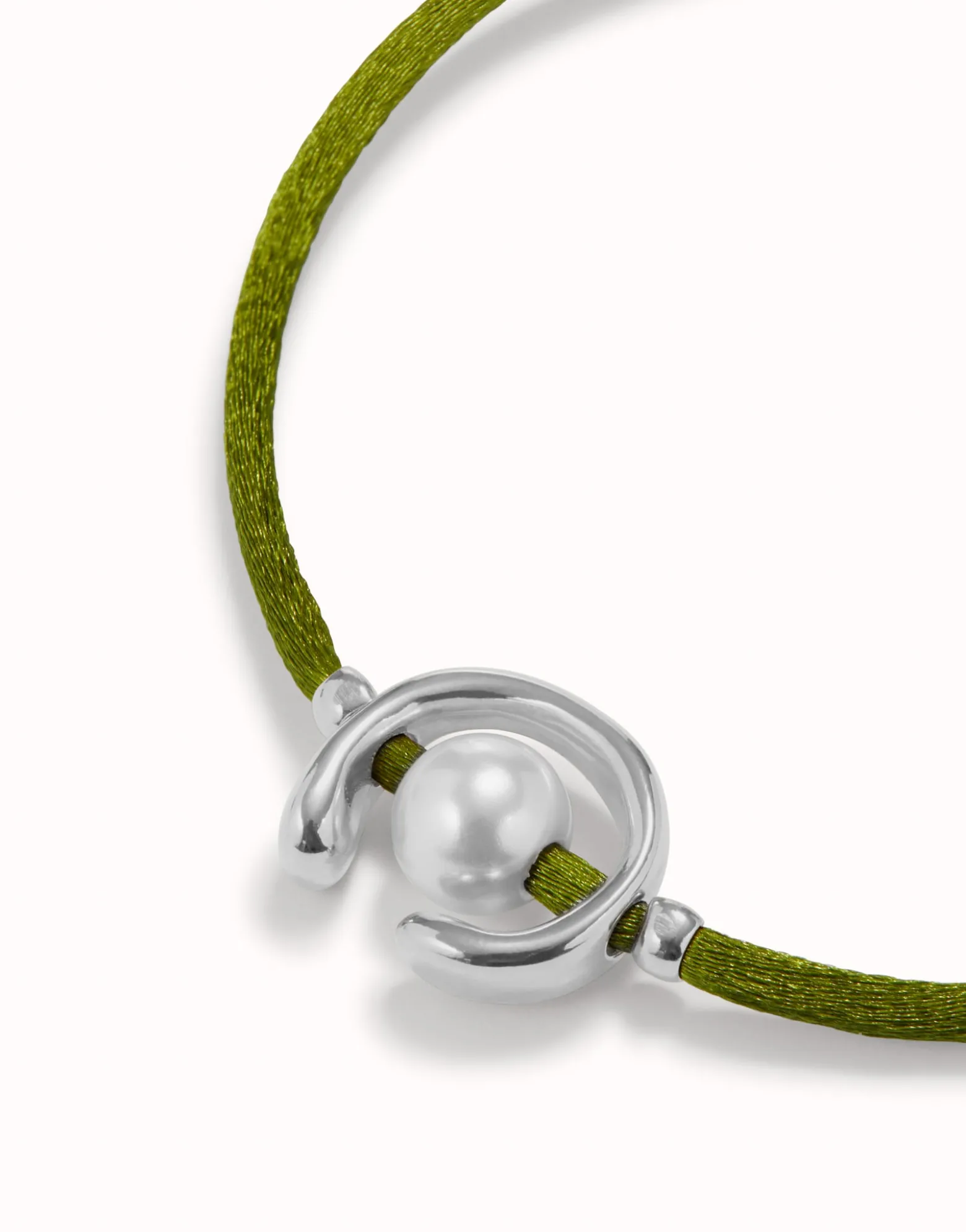 Dark green cord bracelet a pearl