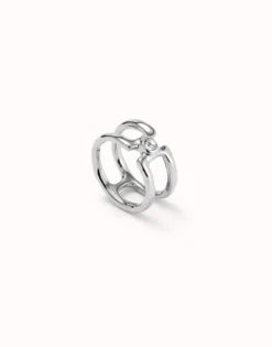 Double ring with white topaz