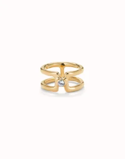 Double ring with white topaz