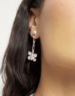Drop earrings with a butterfly-shaped ornament