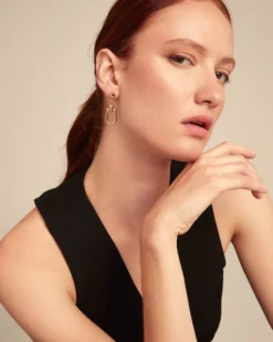 Drop earrings with medium sized link