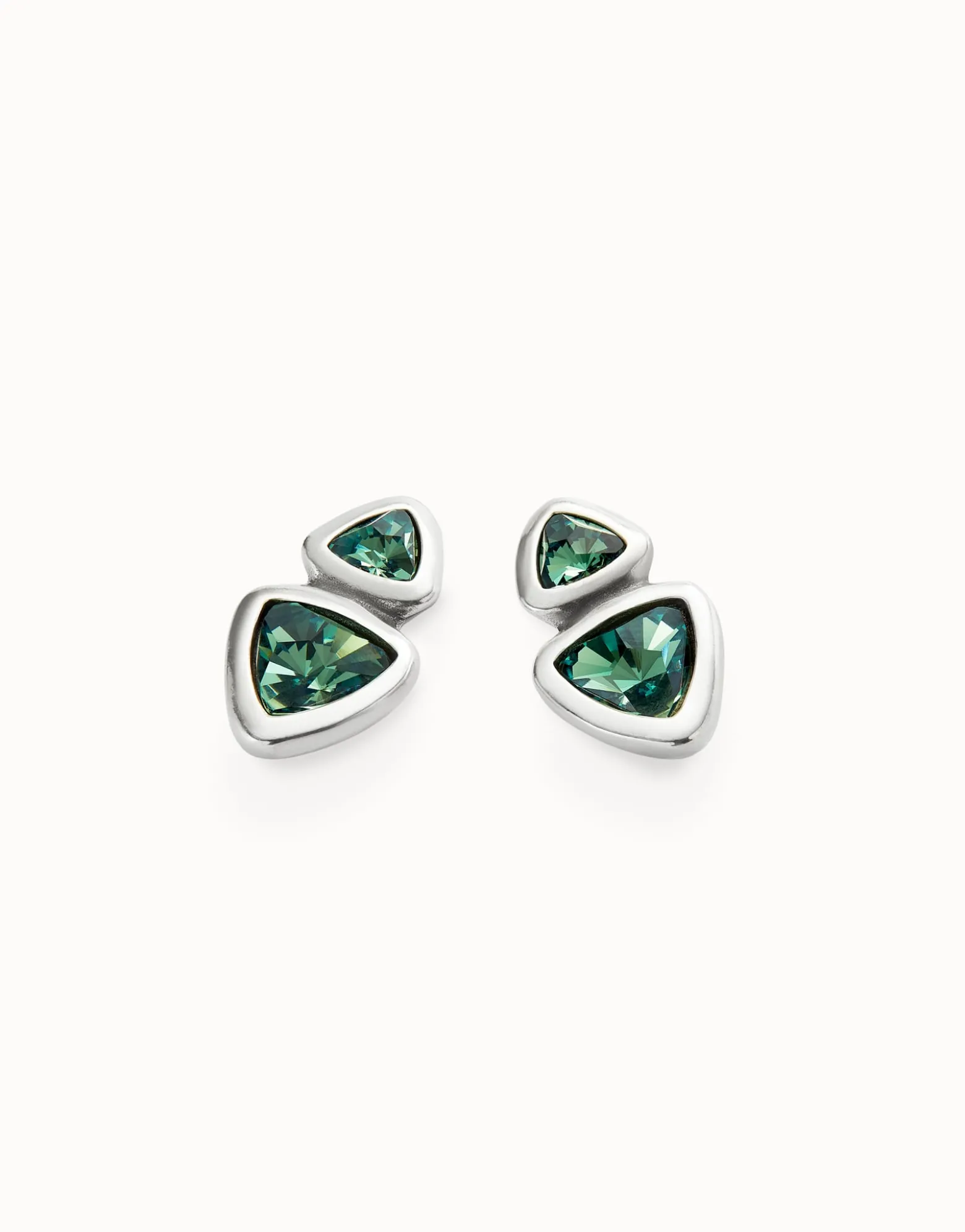 Drop earrings with two green crystals