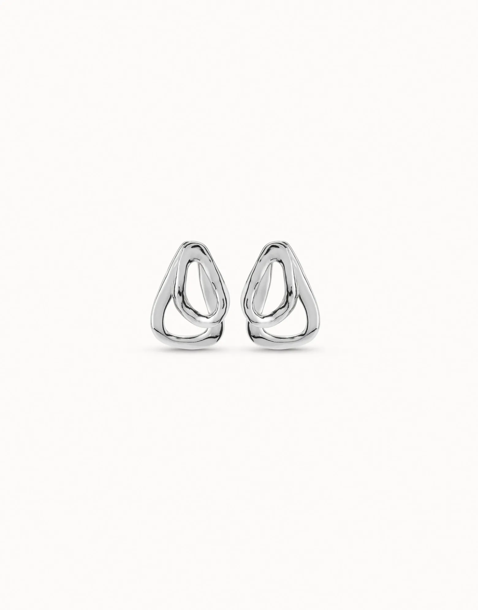Earrings with 2 overlapping links