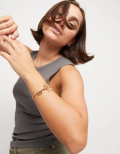 Elastic bracelet with 18K gold-plated dragonfly