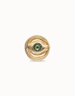 Eye-shaped signet ring with faceted green crystal