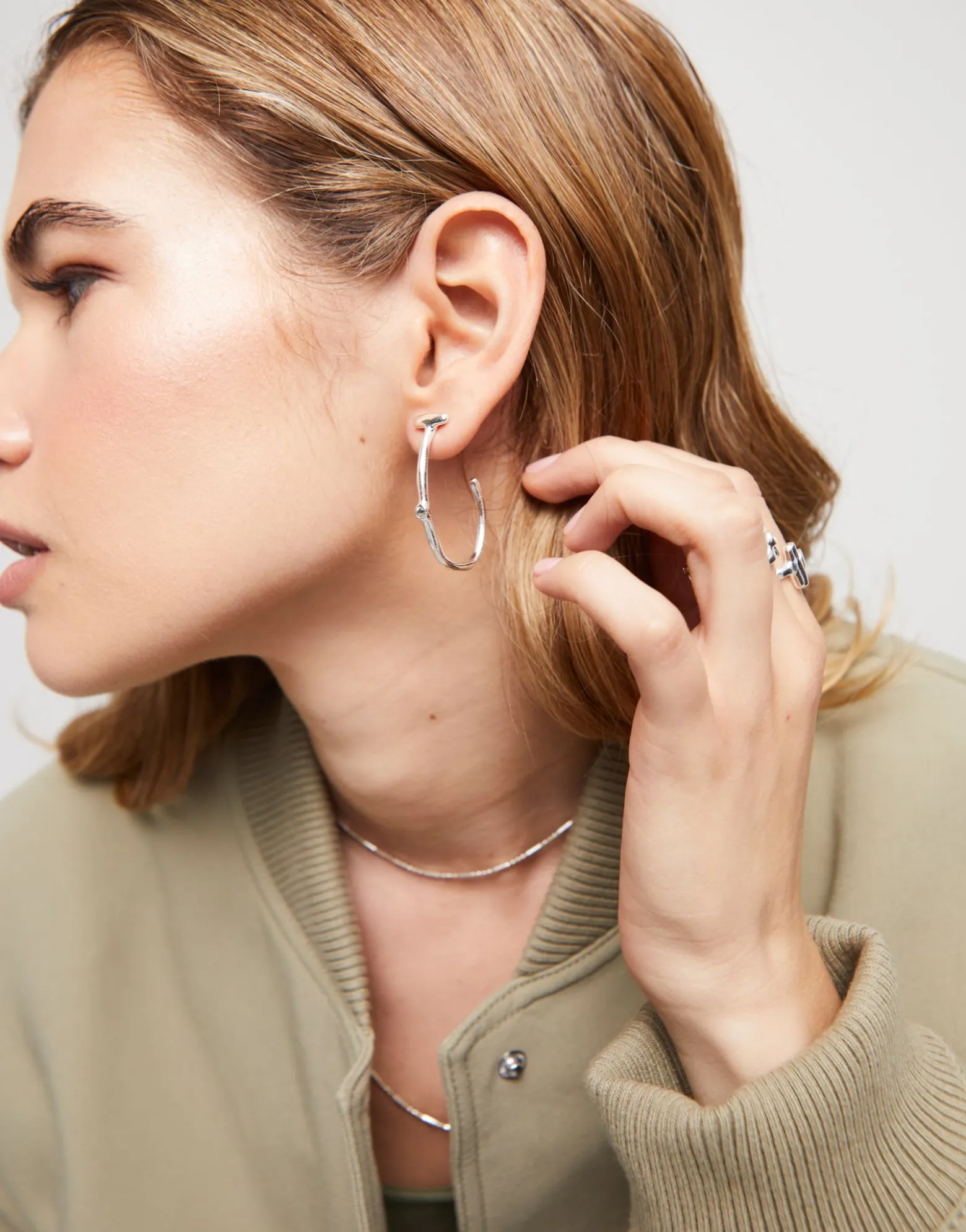 Hoop earrings with white topaz