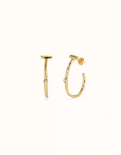 Hoop earrings with white topaz