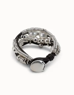 Leather beaed bracelet with pearls