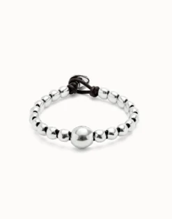 Leather bracelet with a large bead