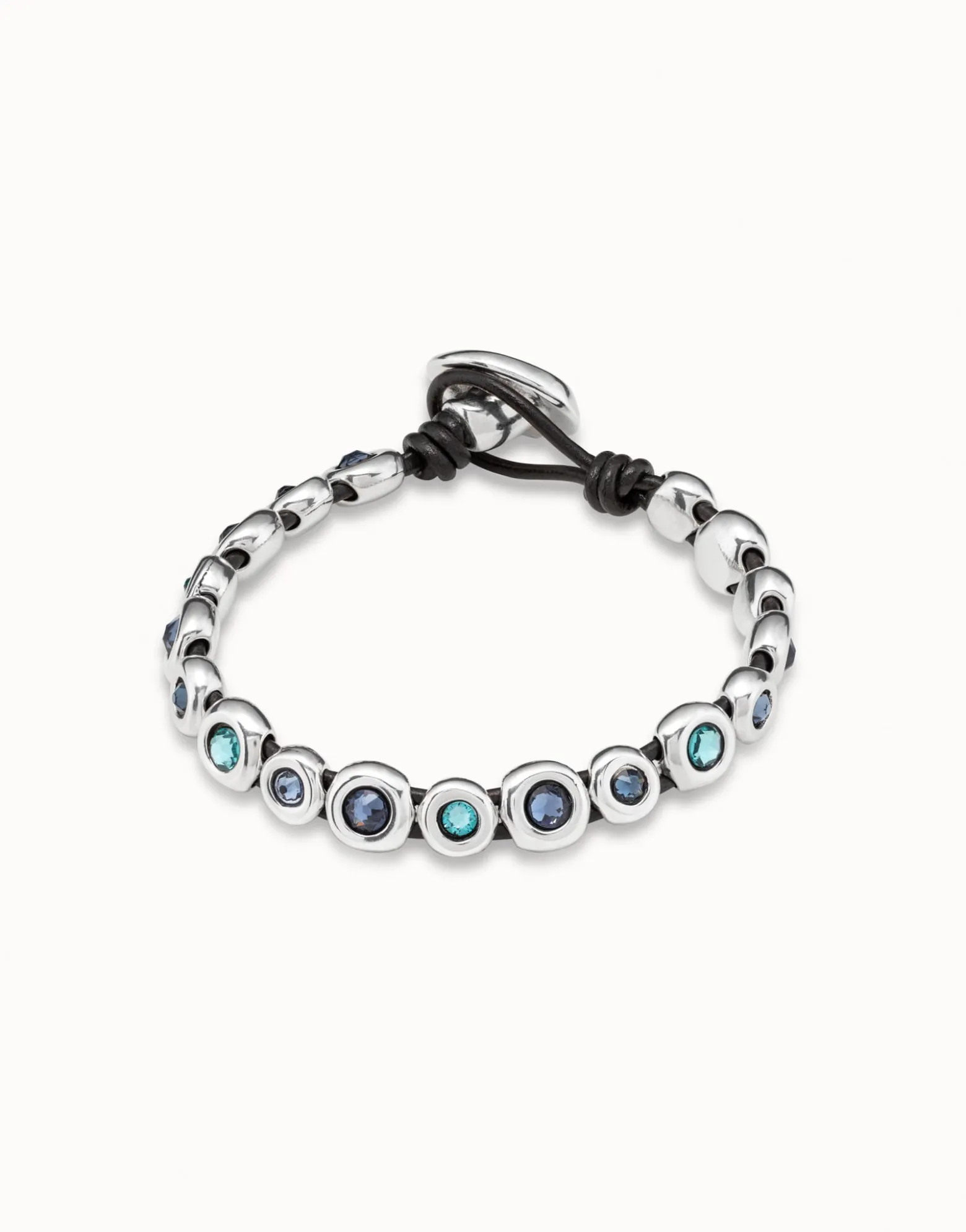 Leather bracelet with blue crystals